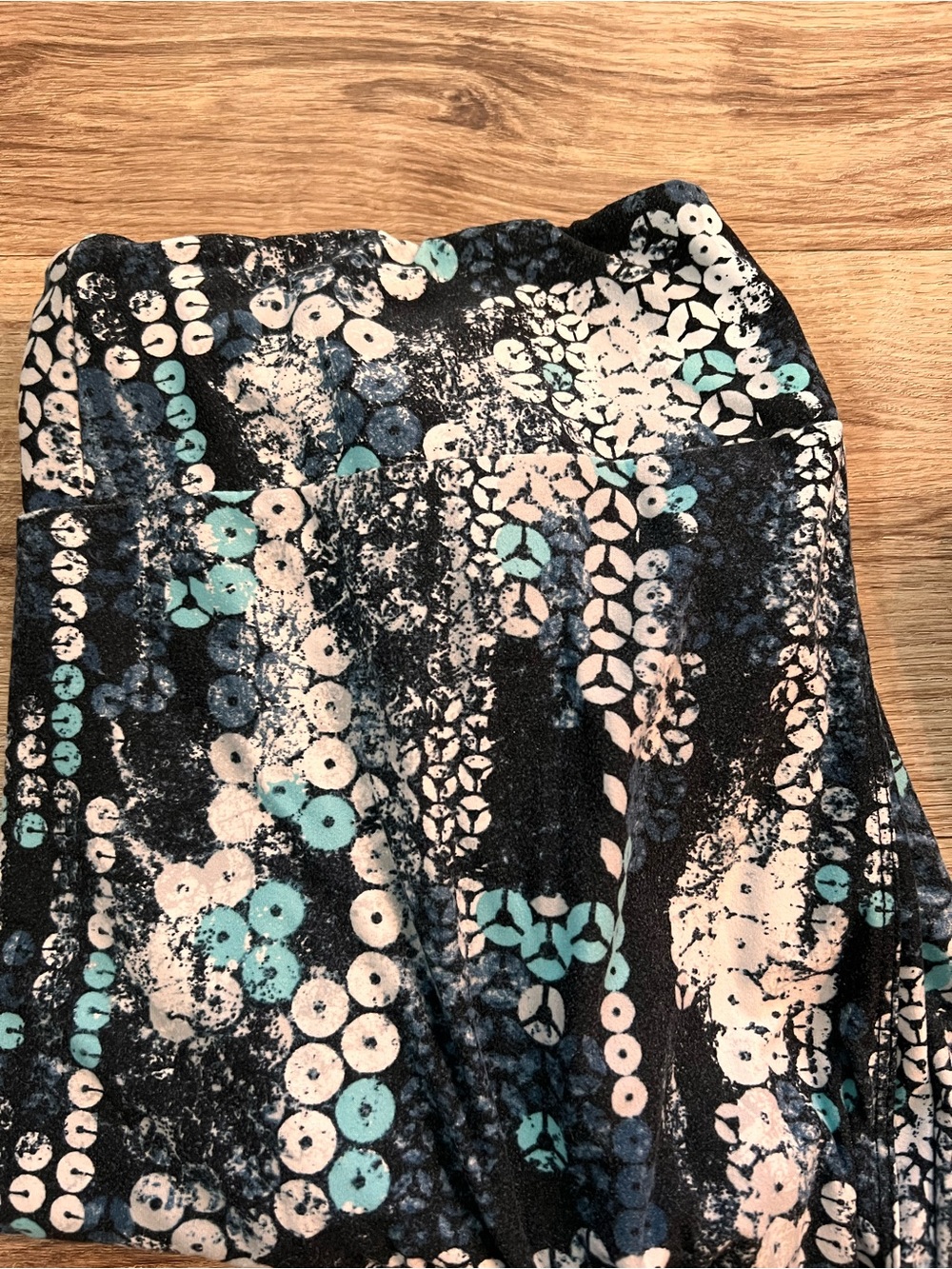LuLaRoe Tall & Curvy Women's Leggings Trio - Picture 2 of 4